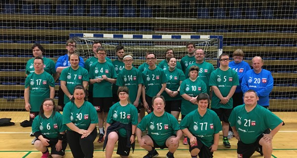 Nu er chancen der for at blive træner for et af Special Olympics-holdene i Viborg Håndbold Klub.