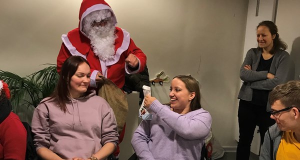 Der var fornemt besøg ved Svømmeklubben HASAs juleafslutning i december.
