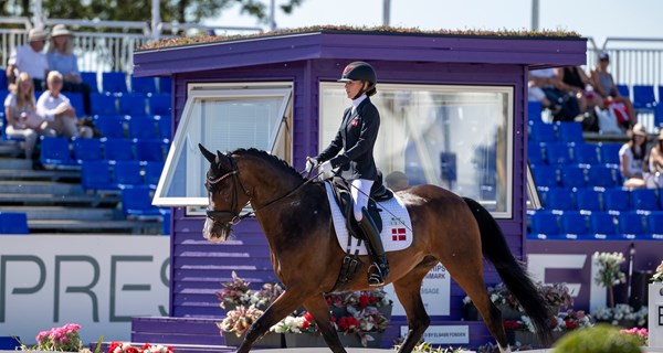 Karla Dyhm-Junge og Miss Daisy opnåede to individuelle fjerdepladser og en sølvmedalje for hold ved VM i Herning i august 2022. Foto: Hippo Foto - Sharon Vandeput.