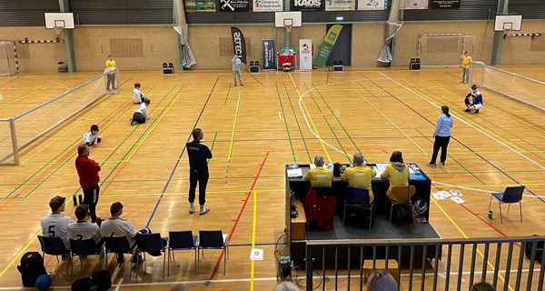 Højbyhallerne i Odense var rammen om Danmarks største goalballevent. Foto: Ricky Nielsen