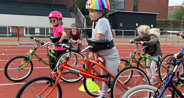Frame Running, der er en dansk opfindelse, kan hjælpe børn og unge med handicap til et aktivt liv. Foto: Parasport Frederiksberg