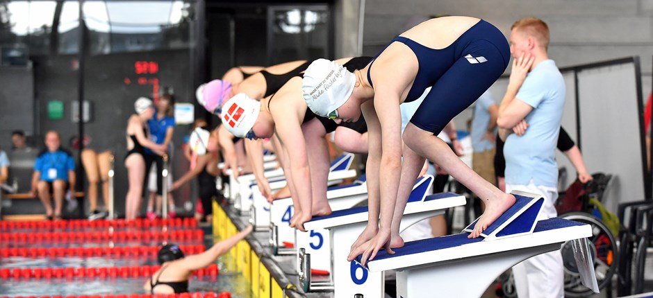 Parasport Danmark søger to svømmetrænere 