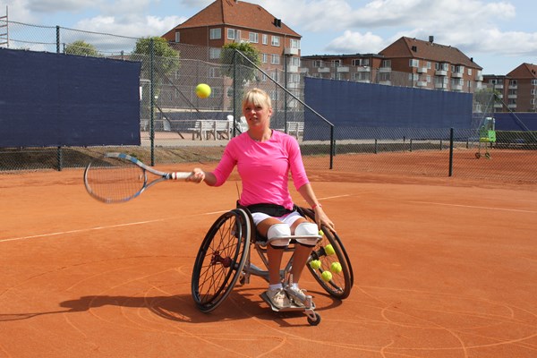 Kørestolstennis spiller Louise Willerslev-Olsen