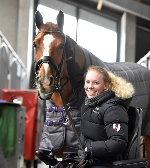 Katrine Kristensen (Grad II) på Welldone Dallas fik sølv i det individuelle program.