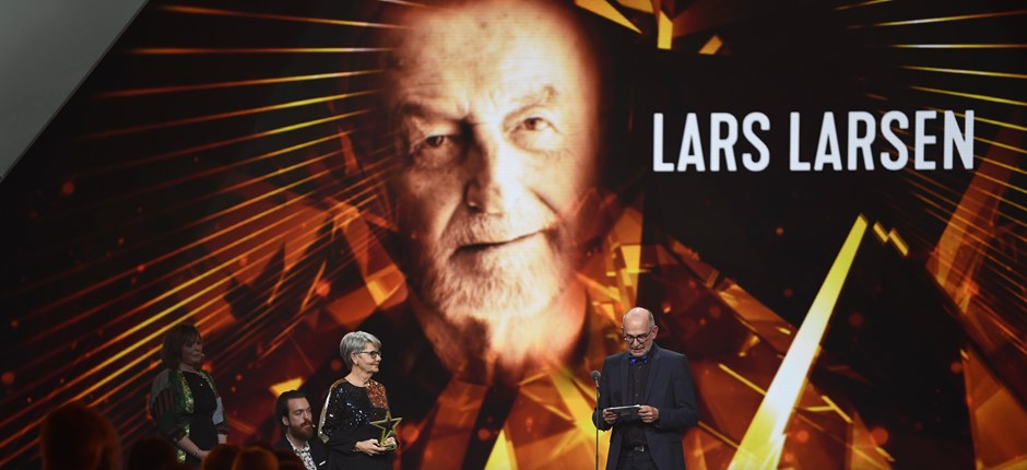 JYSK-stifter Lars Larsen blev mindet og hædret med prisen sidste år for sin passionerede støtte til parasporten i Danmark gennem mere end 30 år. Foto: Lars Møller.
