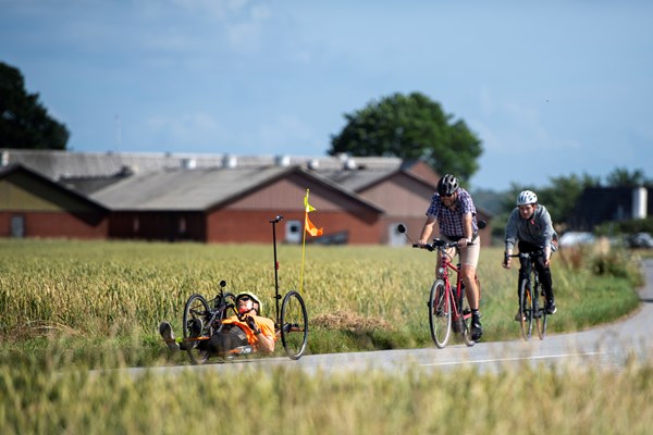 Deltagerne kunne nyde det gode vejr med en tur på cykel.