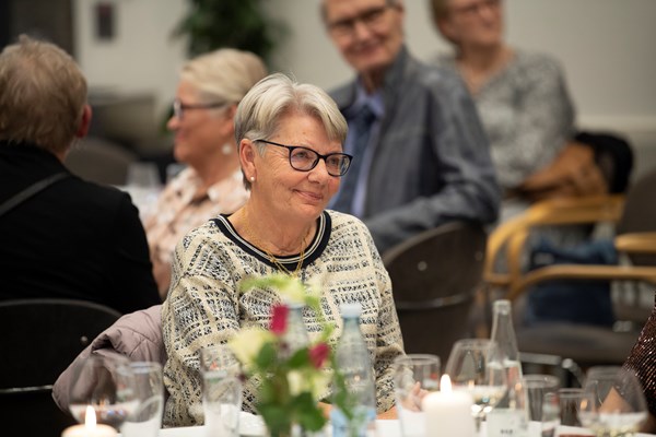 Lars Larsens kone Kris var også på plads ved receptionen. JYSK har været hovedsponsor for Parasport Danmark siden 1989. Foto: Lars Møller.