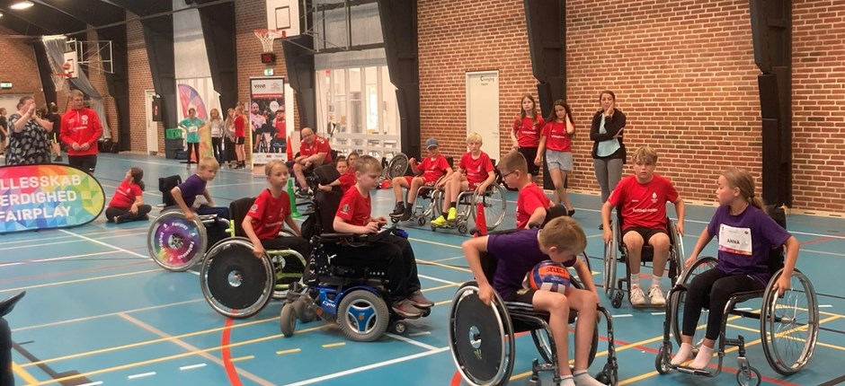 Parasport på programmet ved Skole OL