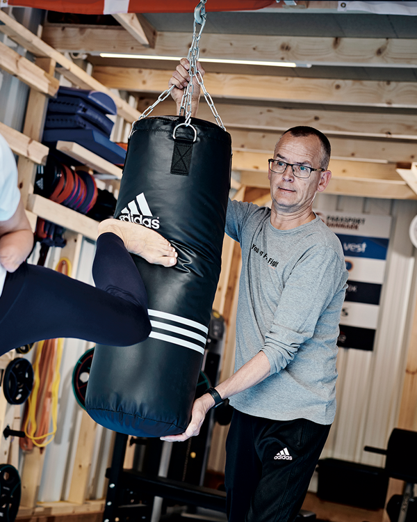 Landstræner i parataekwondo Bjarne Johansen dedikerer hver dag sin tid og talent til at hjælpe atleterne.