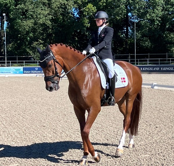 Line Thorning Jørgensen og Blue Hors Zackzimo.