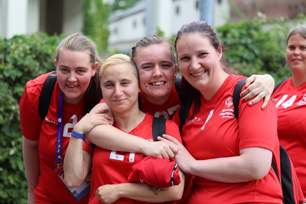 Glade danske håndboldpiger: Beatrice Warming, Magarita Schultz,  Stefanie Geer og Monica Daater