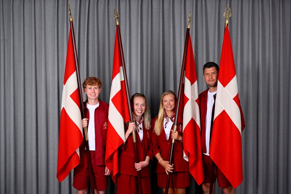 Fanebærerne til OL og PL fra venstre: Tobias Thorning Jørgensen, Katrine Kristensen, Anne-Marie Rindom og Niklas Landin.