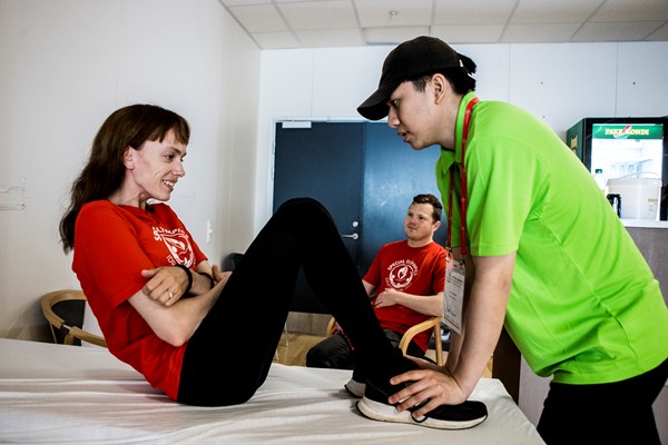 Sundhedsprogrammet Healthy Athletes er en vigtig del af Special Olympics. Her testes en atlet ved Special Olympics Idrætsfestivalen 2022 i Kolding. Foto: Lasse Lagoni.