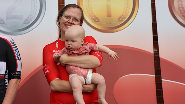 I sommers blev Emma Danmarksmester i enkeltstart og linjeløb.